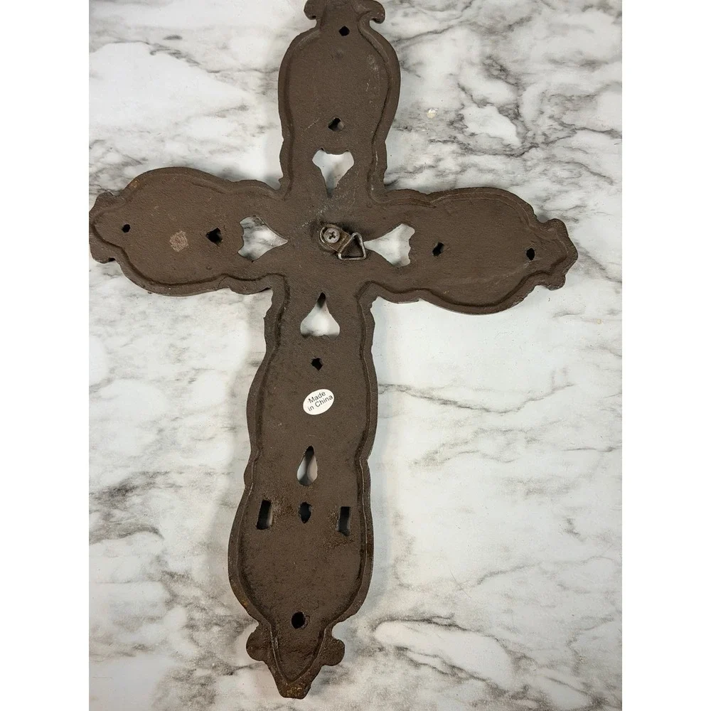 VTG Christian Flat Iron Cross with Floral Patterns: 13 x 9‎ (P2898)
